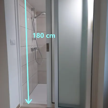 Hisa Spuntar Apartman *